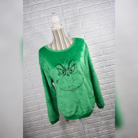 Dr Seuss Enterprises Sweaters - Dr Seuss Enterprises | Christmas Grinch Sweater